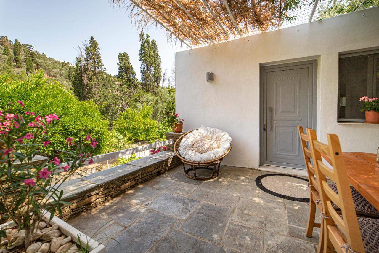 Small Paradise Andros Town Exterior photo